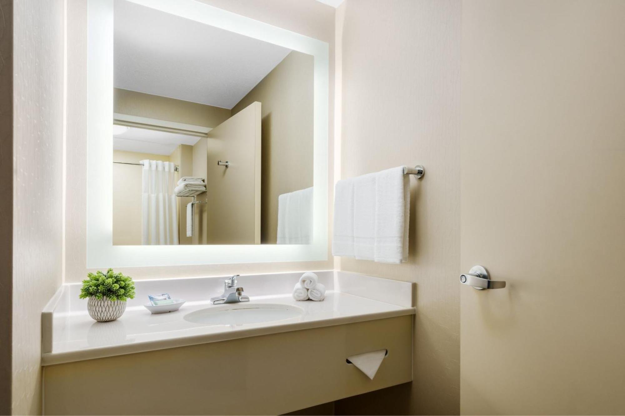 Springhill Suites Manchester-Boston Regional Airport מראה חיצוני תמונה